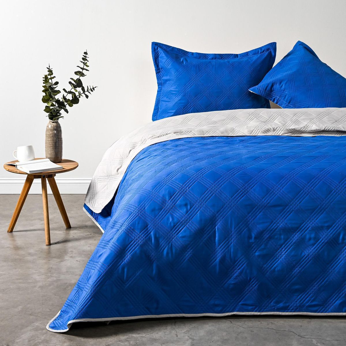 AMERICAN FAMILY - Cubrecama Quilt King Bicolor Cobalto/arena