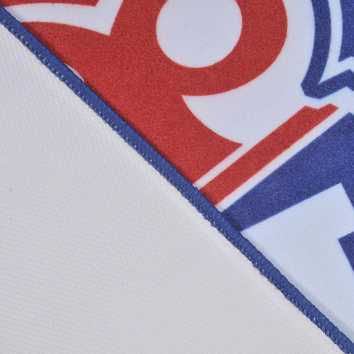 U DE CHILE - Bajada de Cama Pasión 50x90 cm Poliéster Multicolor