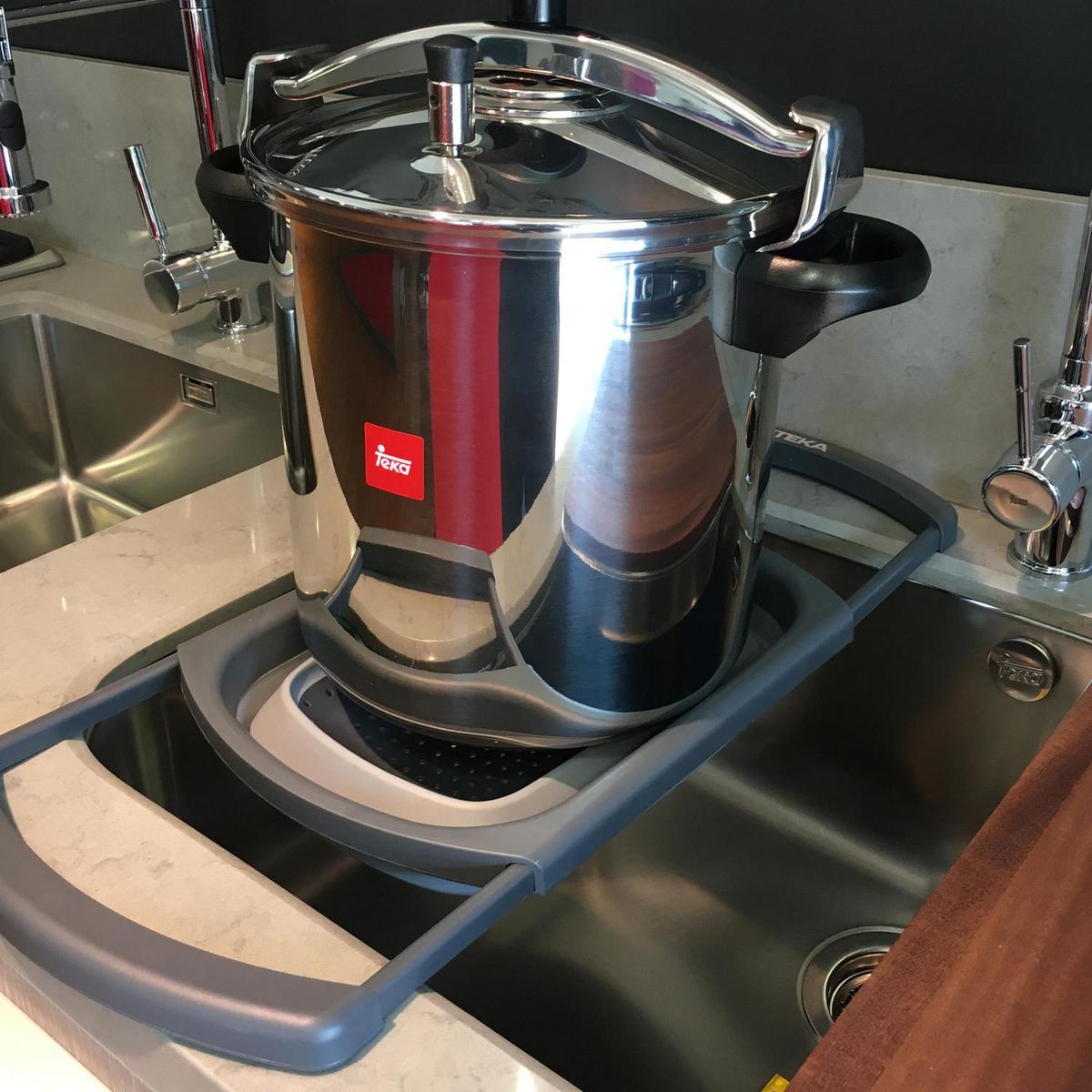 TEKA - Colador Universal Plegable - Gris / Unitario, extensible.