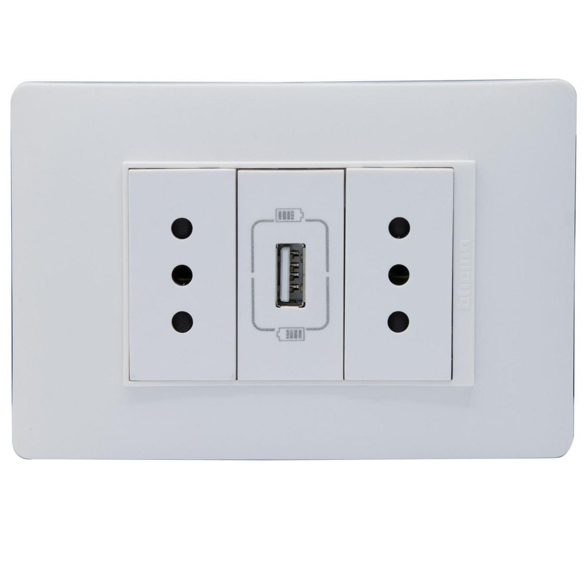 BTICINO - Cargador USB 1.5 Ma + 2 tomas 10 Amp blanco