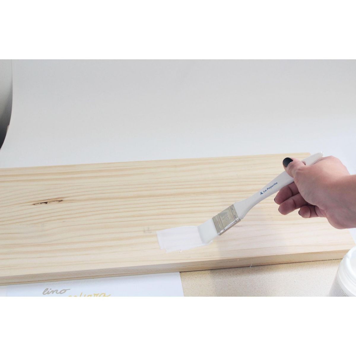 PINTURAS LA PAJARITA - Barniz Tapaporos Mate 75 ml incoloro