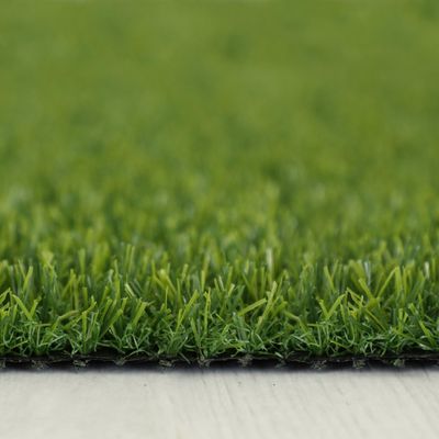 Imagen 2 del producto Pasto Sintético Garden 20 mm 4x25 metros