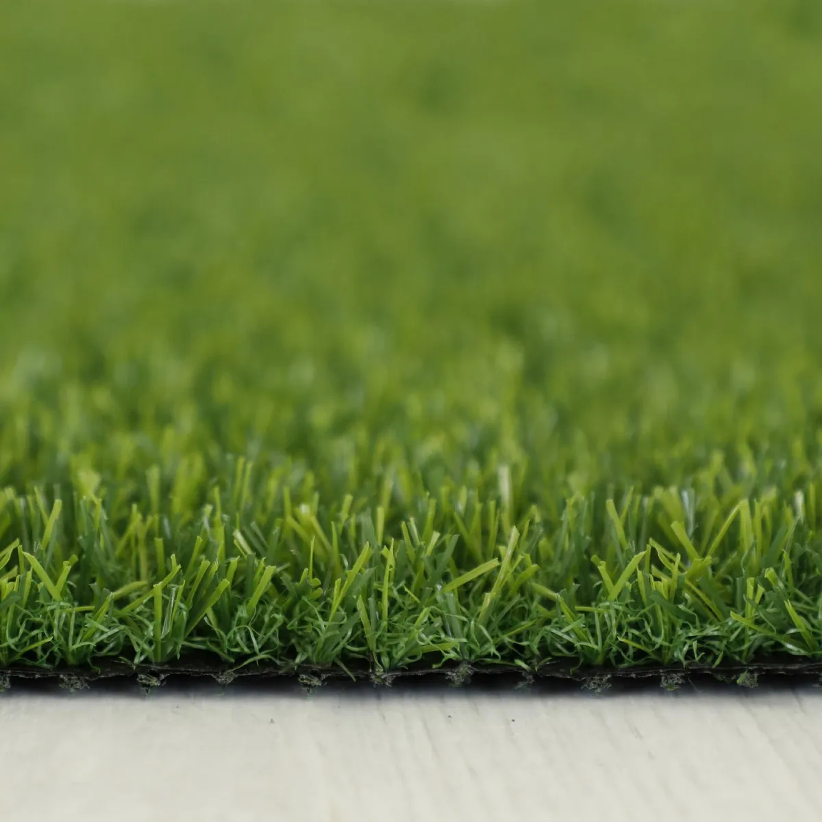 PYRAMID - Pasto Sintético Garden 20 mm 2x4 metros