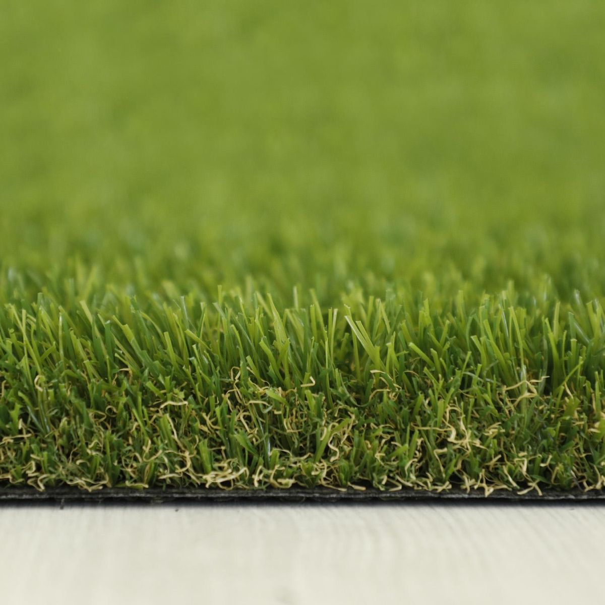 PYRAMID - Pasto Sintético Pro 40 mm 4x25 metros