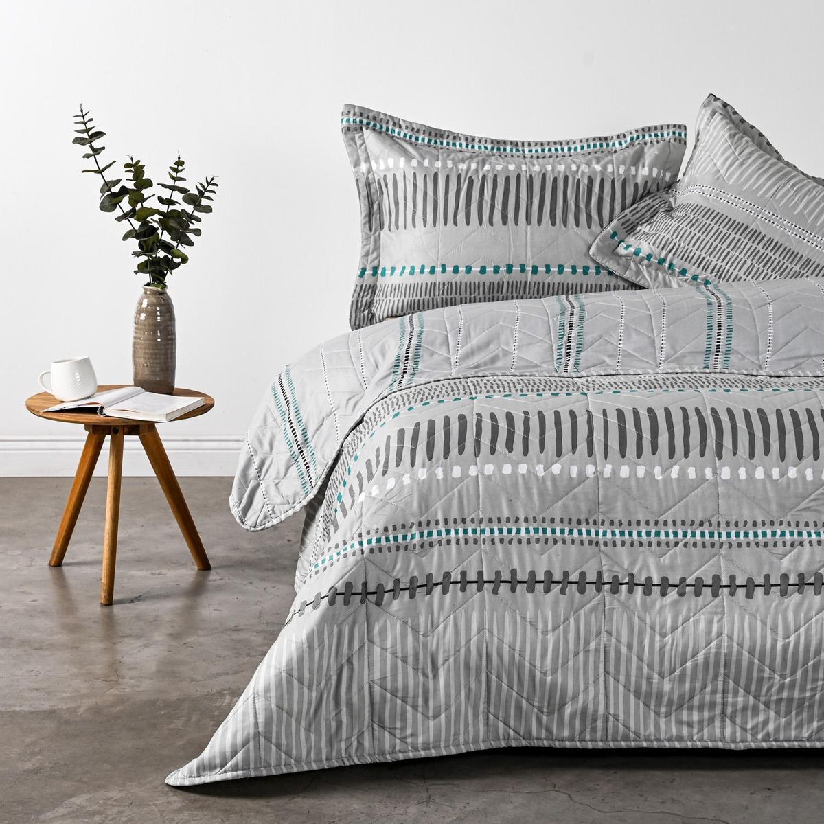 AMERICAN FAMILY - Cubrecama Quilt King Ventura Estampado