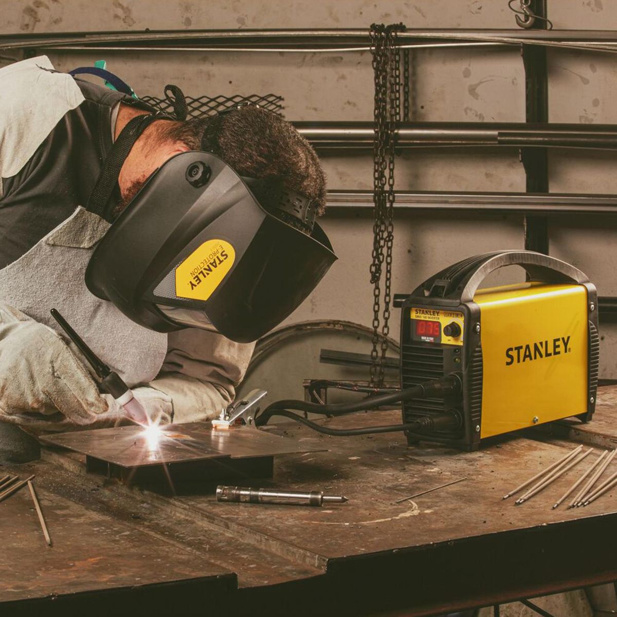 STANLEY - Soldadora Inverter MMA 130A Sirio140 - 230V