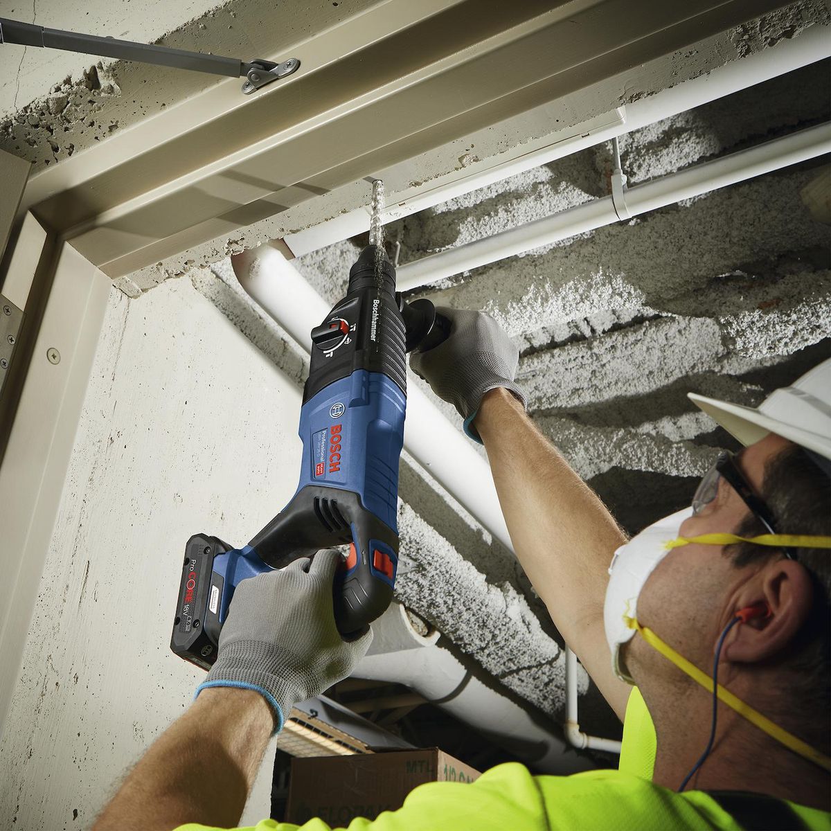 BOSCH - Rotomartillo a batería GBH 18V-26D