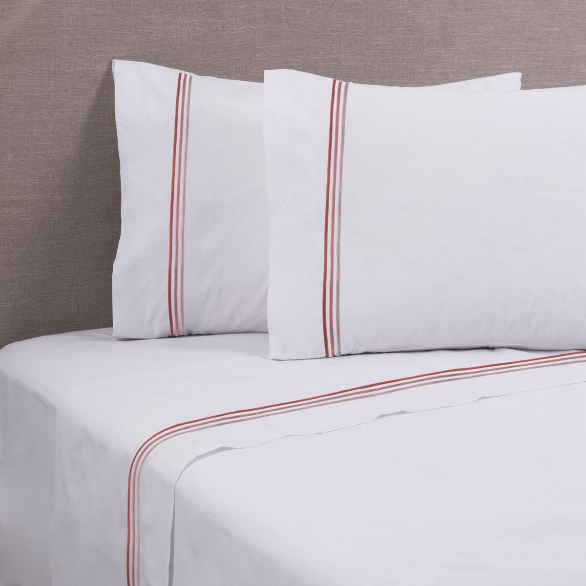 MASHINI - Sábana Bordada 144 Hilos Line