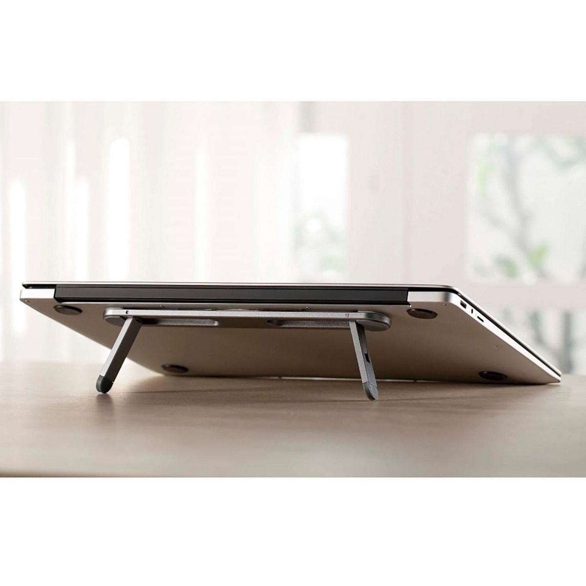 TORRE - Soporte Laptop Monitor 17 " Sobreponer