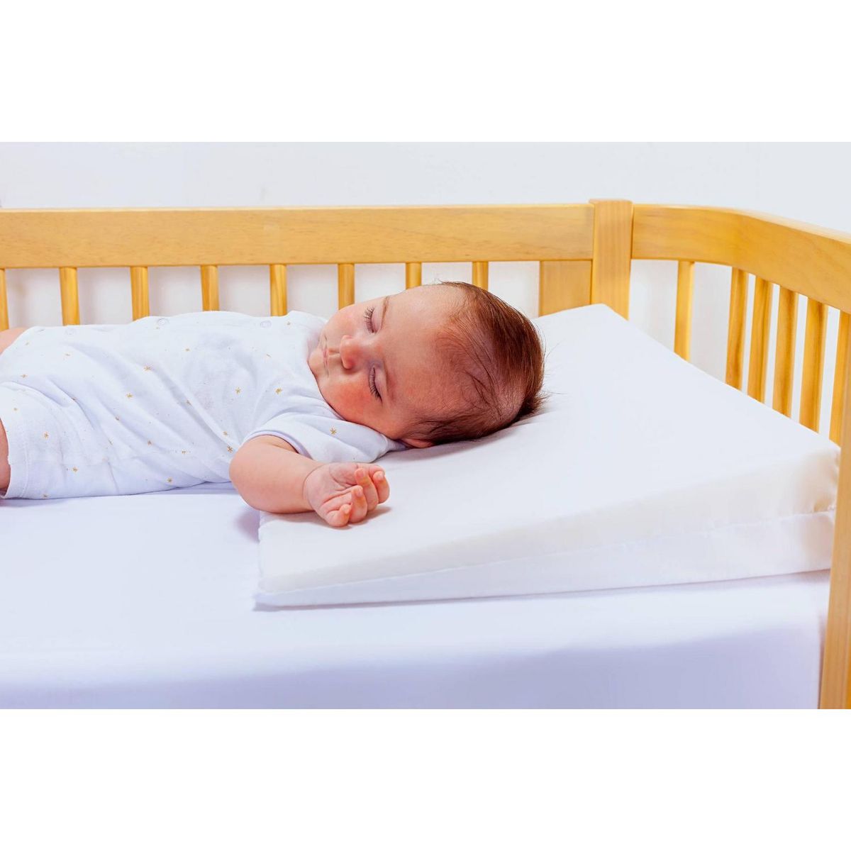 BE DESIGN - Almohada Anti Reflujo de Espuma para Bebé 59x36 cm