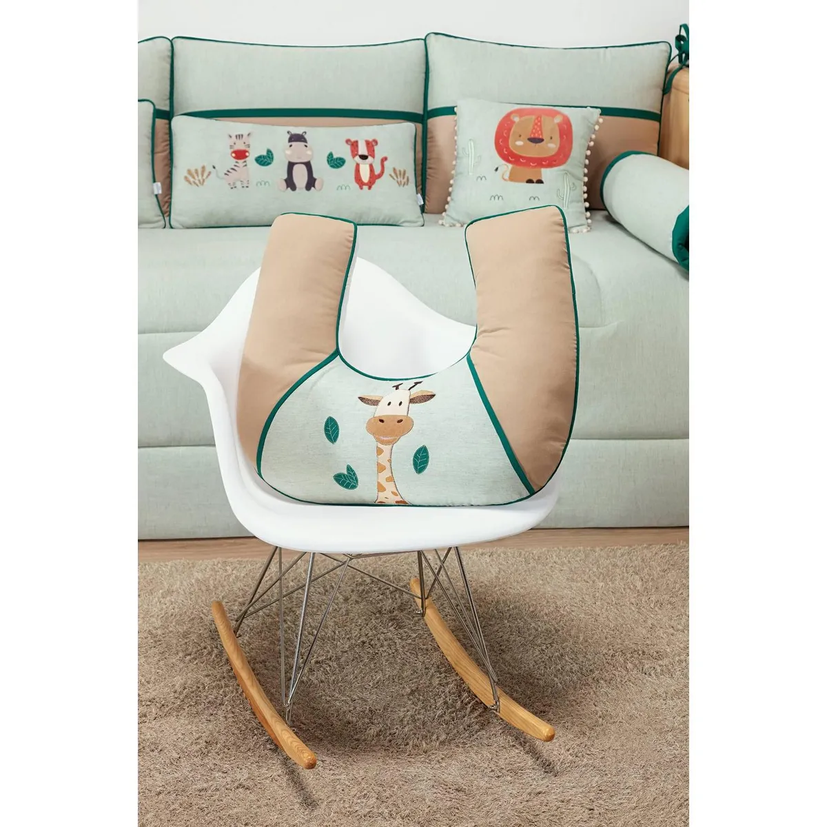 BE DESIGN - Cojín de Amamantar 60x14 cm Verde