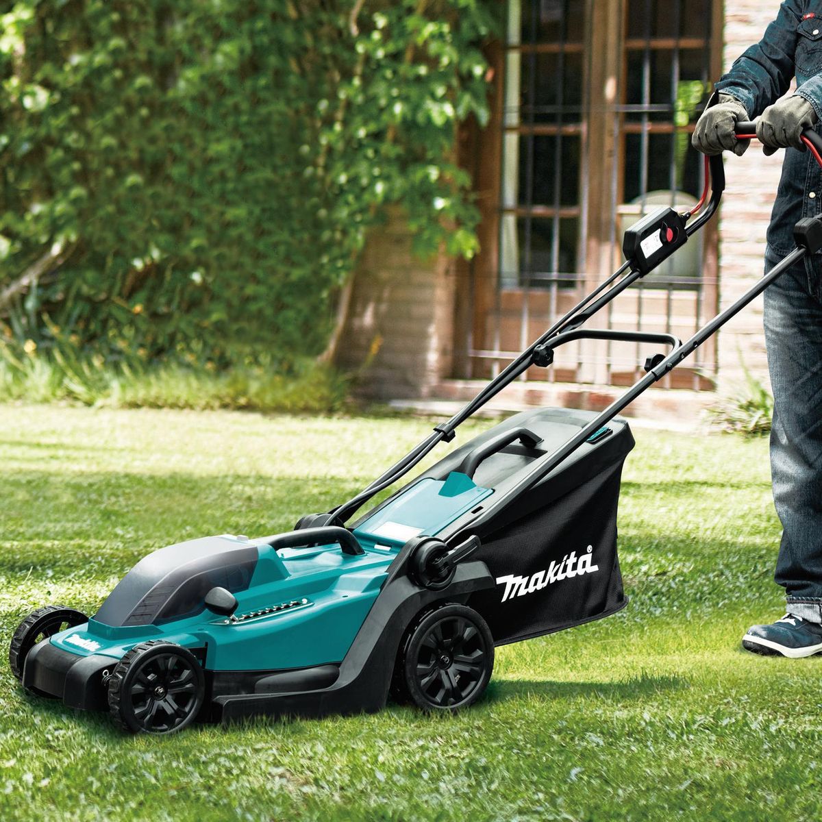 MAKITA - Cortadora Pasto Inalámbrica 33 cm 18V 5 Ah