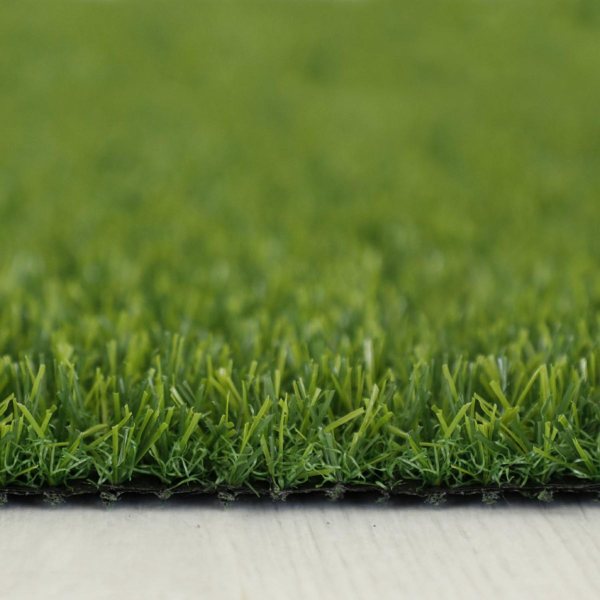 PYRAMID - Pasto Sintético Garden 20 mm 4x9 metros