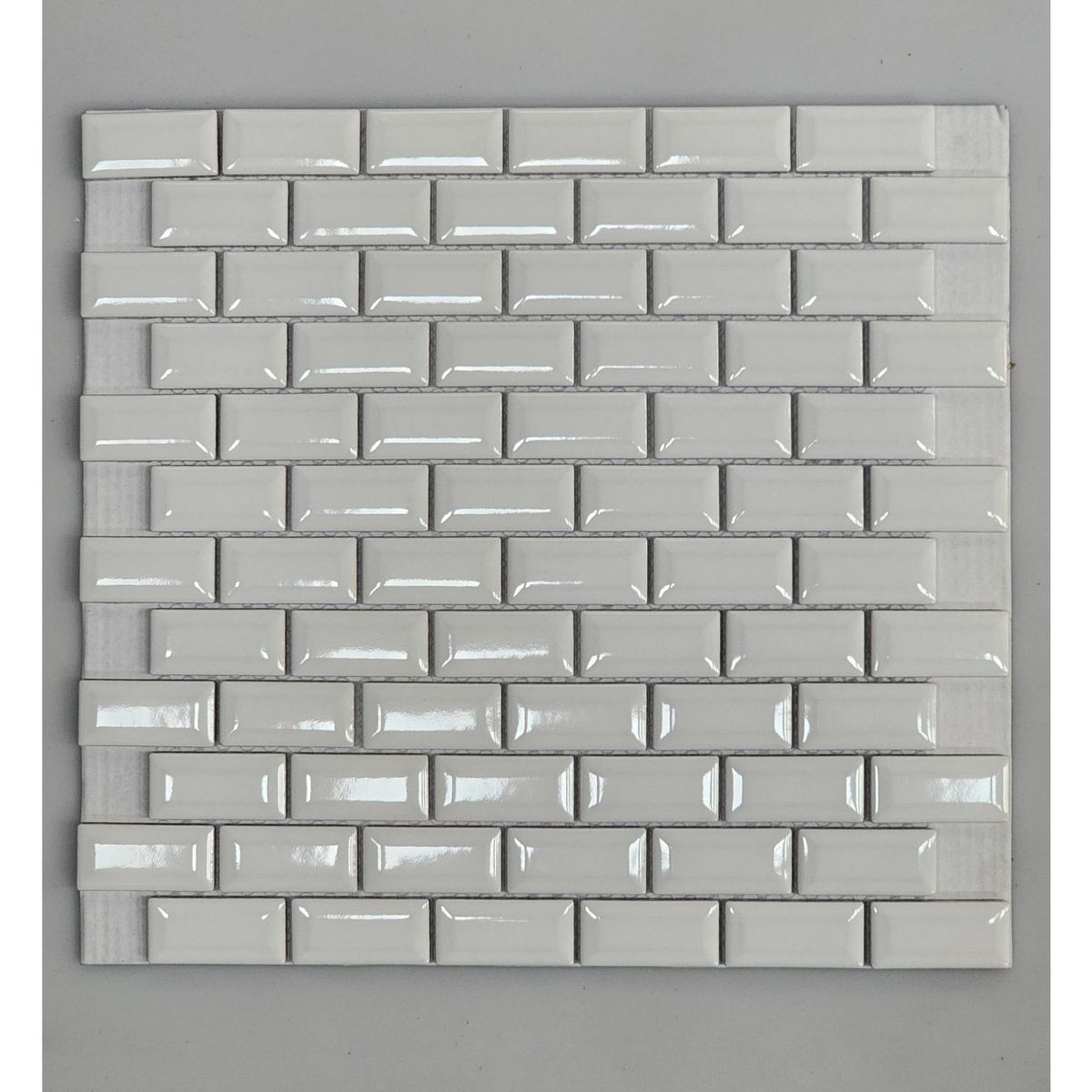 SENSO - Malla mosaico cerámica biselada blanca brillante 30x30 cm