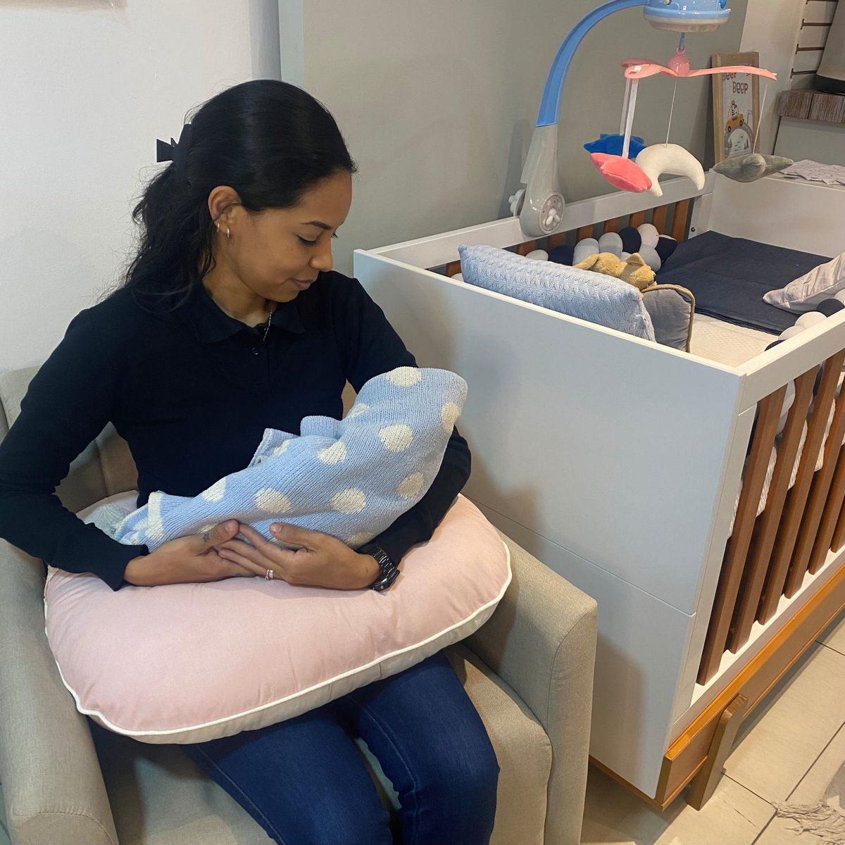 BE DESIGN - Cojín para amamantar rosado Kidscool