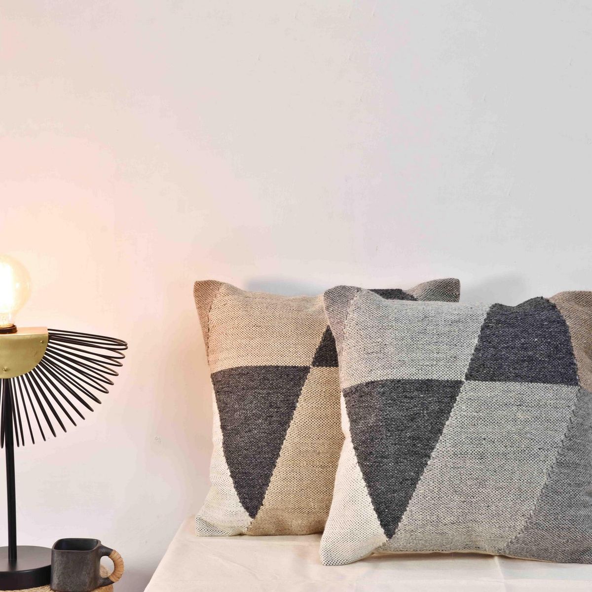 DIB - Cojín Bomkai 045X045 23332 Grey