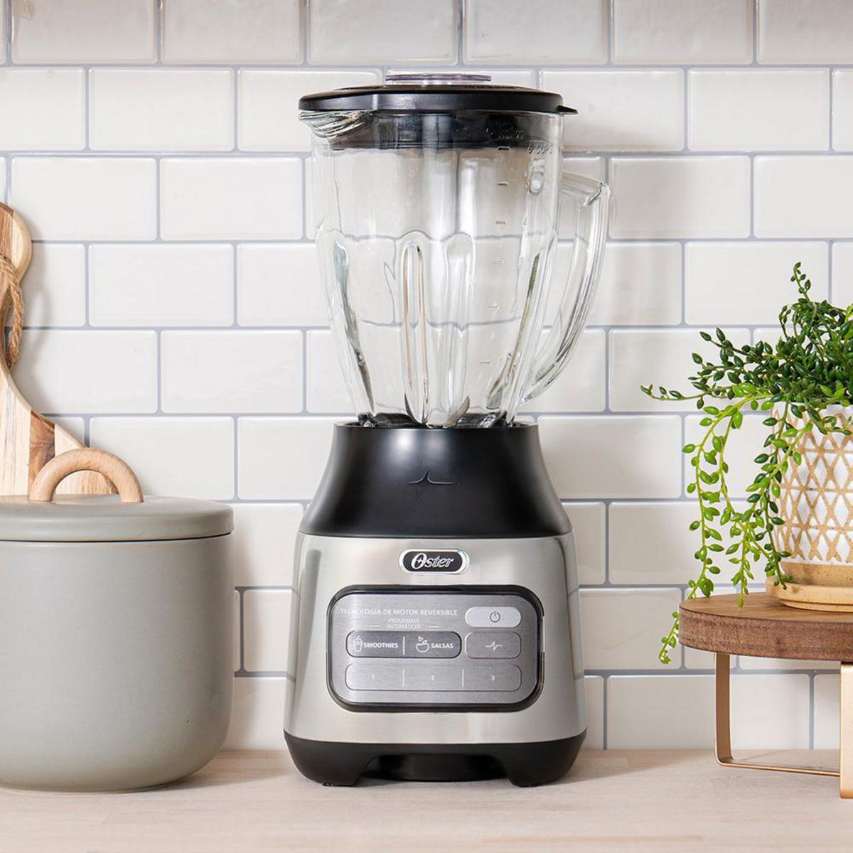 OSTER - Licuadora Reversible 1.5 Litros Dorada BLSTPEG-NRT-052