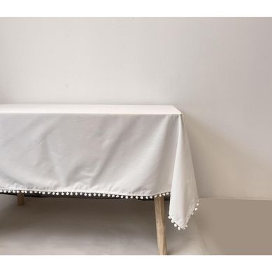 Mantel rectangular 140x200 cm borde pompones