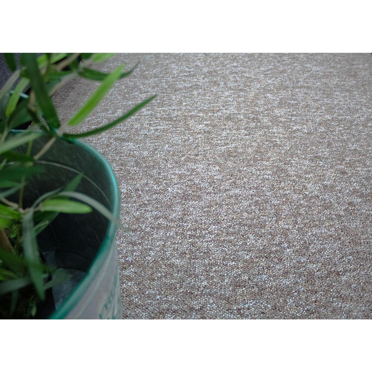 ETERSOL - Alfombra 4x4 m New York Chocolate 16 m2