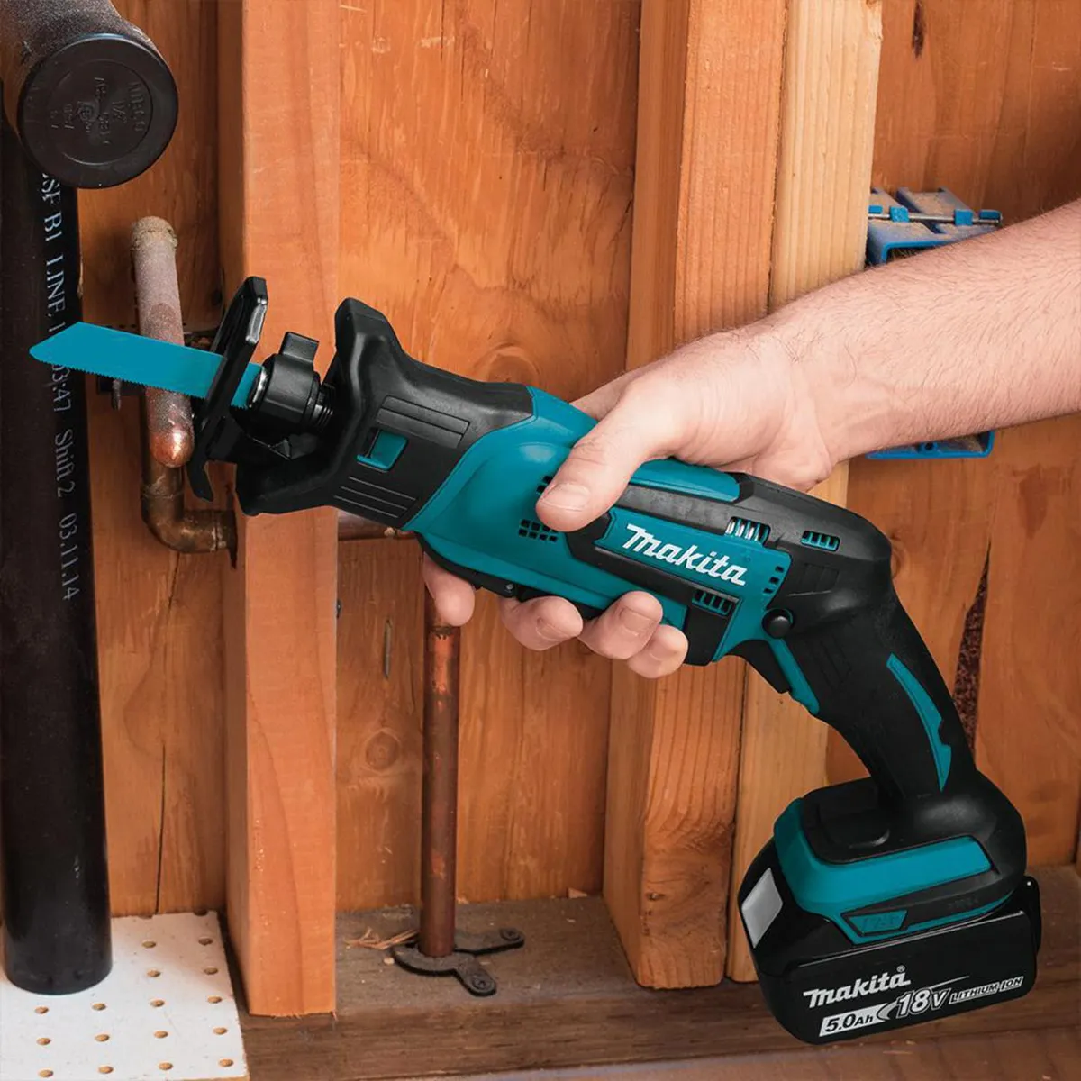 MAKITA - Sierra sable inalámbrica 18V sin batería