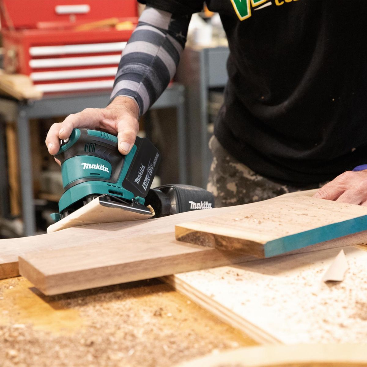 MAKITA - Lijadora orbital inalambrica 18V sin batería