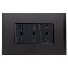 BTICINO - Placa Armada Nóbile Tomacorriente Triple 10/16A Color Negro