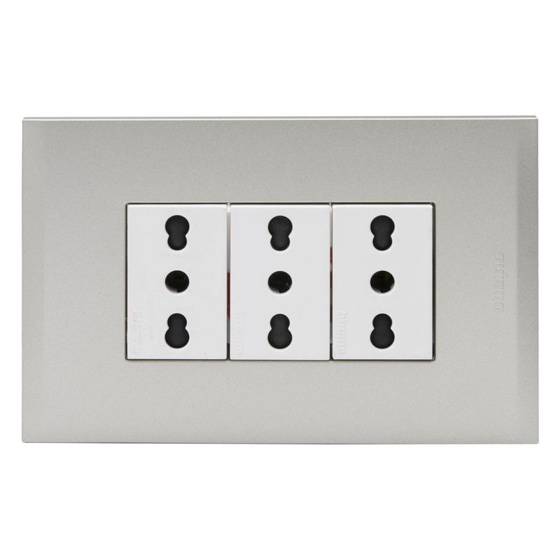 BTICINO - Placa armada Nóbile tomacorriente triple 10/16A color Perla