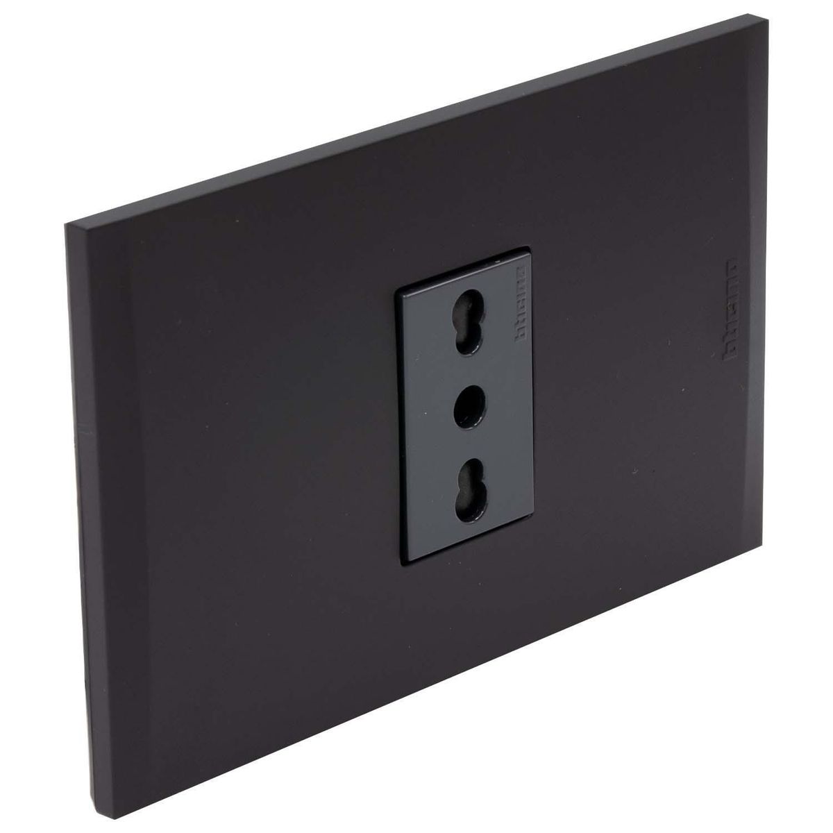 BTICINO - Placa armada Nóbile tomacorriente simple 10/16A negro