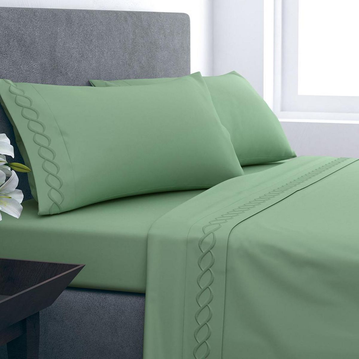 DORAL - Juego de Sábanas Bordadas