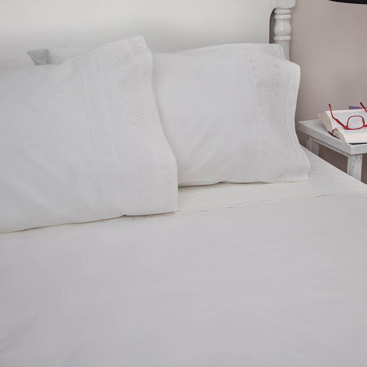 DORAL - Juego sábanas broderie amalia 144 hilos