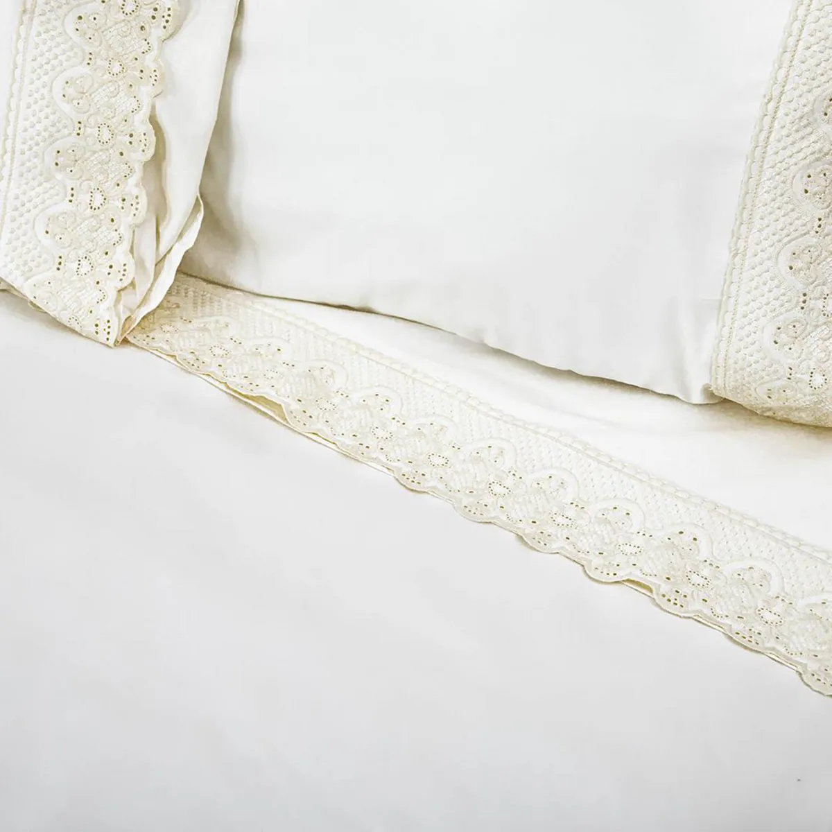 DORAL - Juego de Sábanas Broderie Santorini