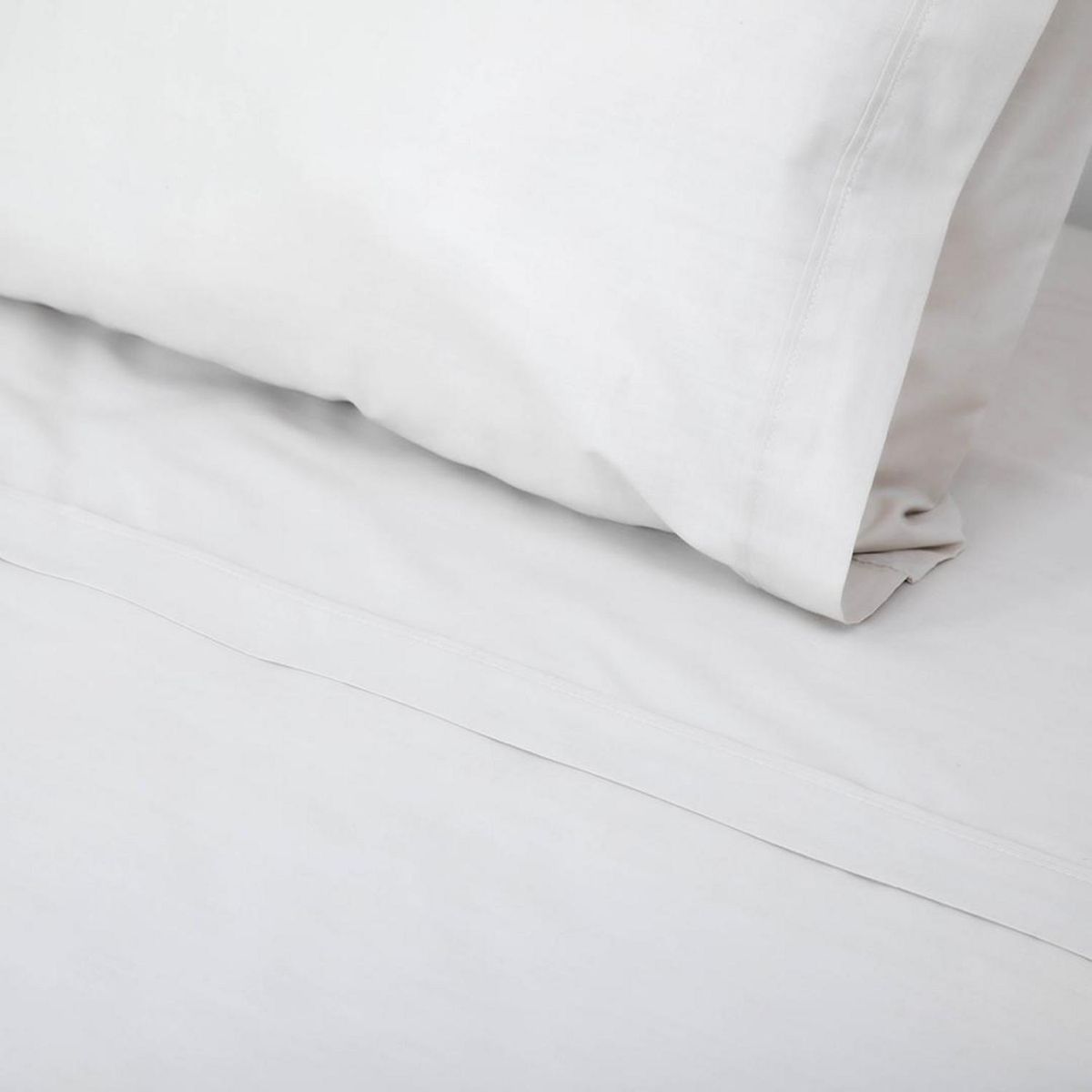 DORAL - Juego Sábanas Liso Vivo 144 hilos