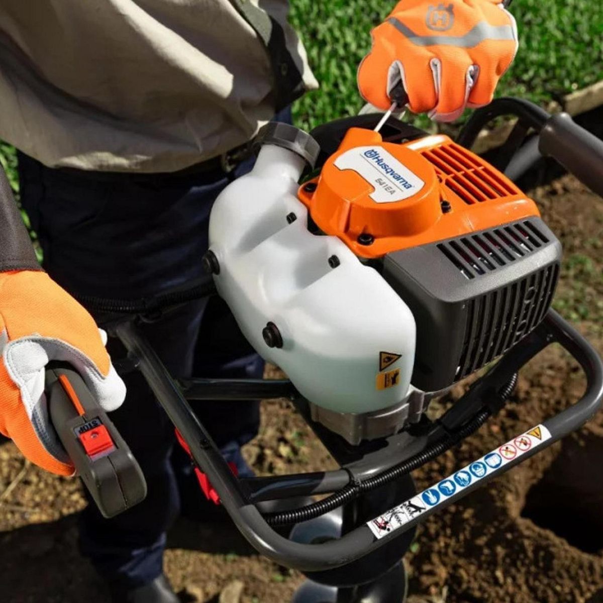 HUSQVARNA - Ahoyador con broca 20"