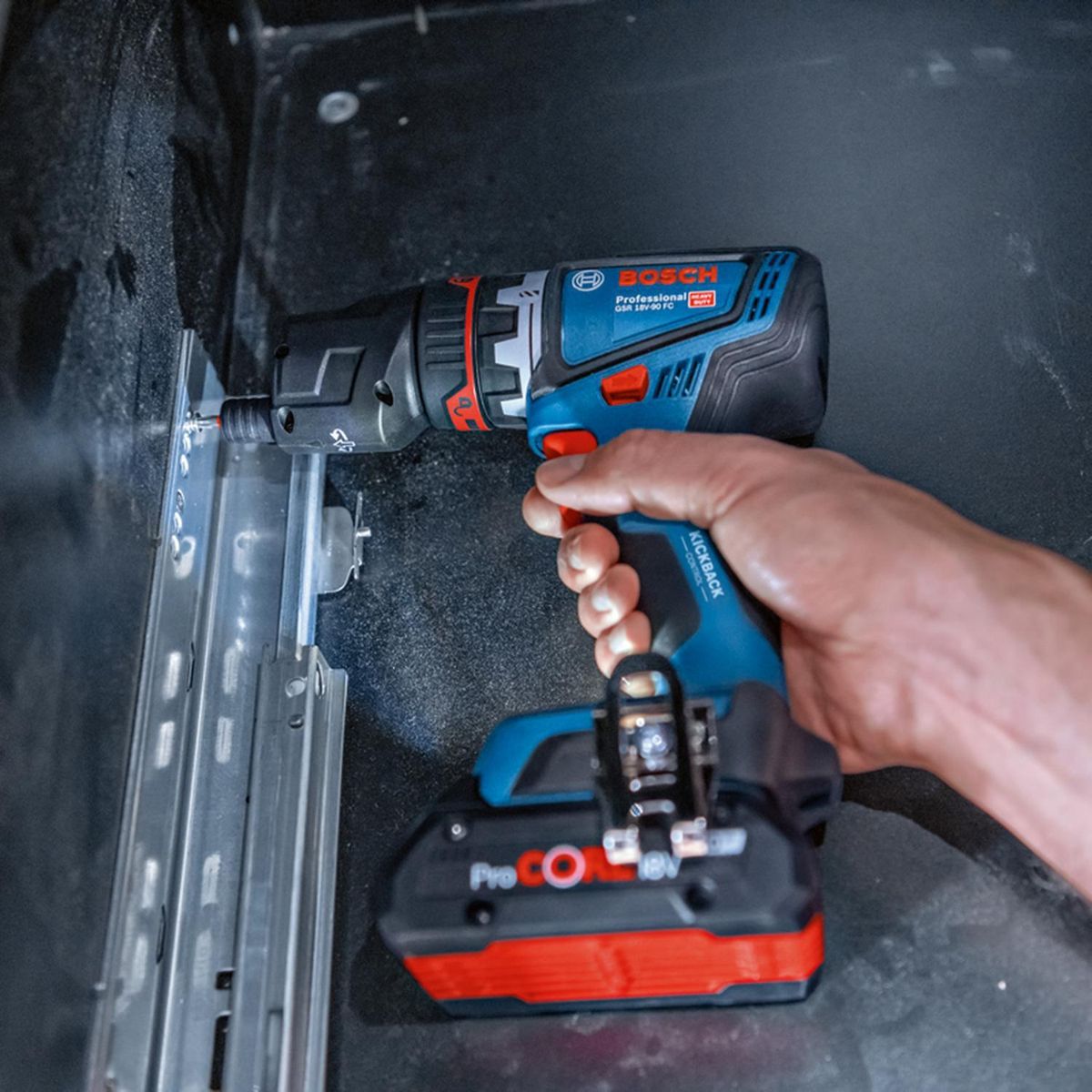 BOSCH - Taladro Inalámbrico Atornillador 13 mm 18 V sin Batería