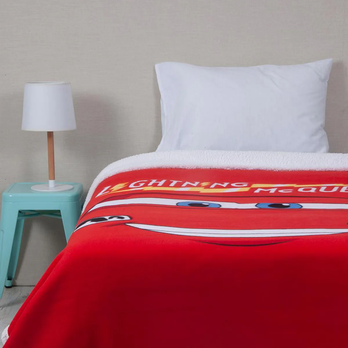 DISNEY - Frazada Polar Sherpa Cars Lightning Infantil Diseño