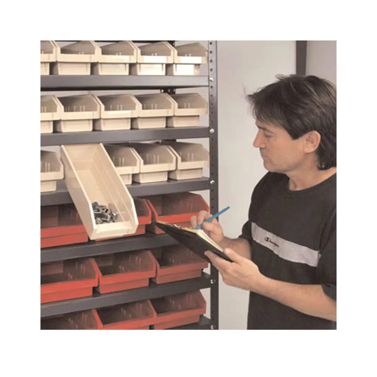 QUANTUM - Organizador 270 Apilable 45,7X41,9X27,9 cm