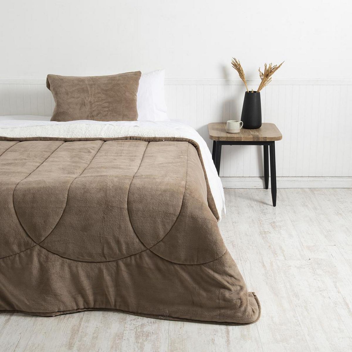 MASHINI - Plumón 1.5 plazas Liso Café 