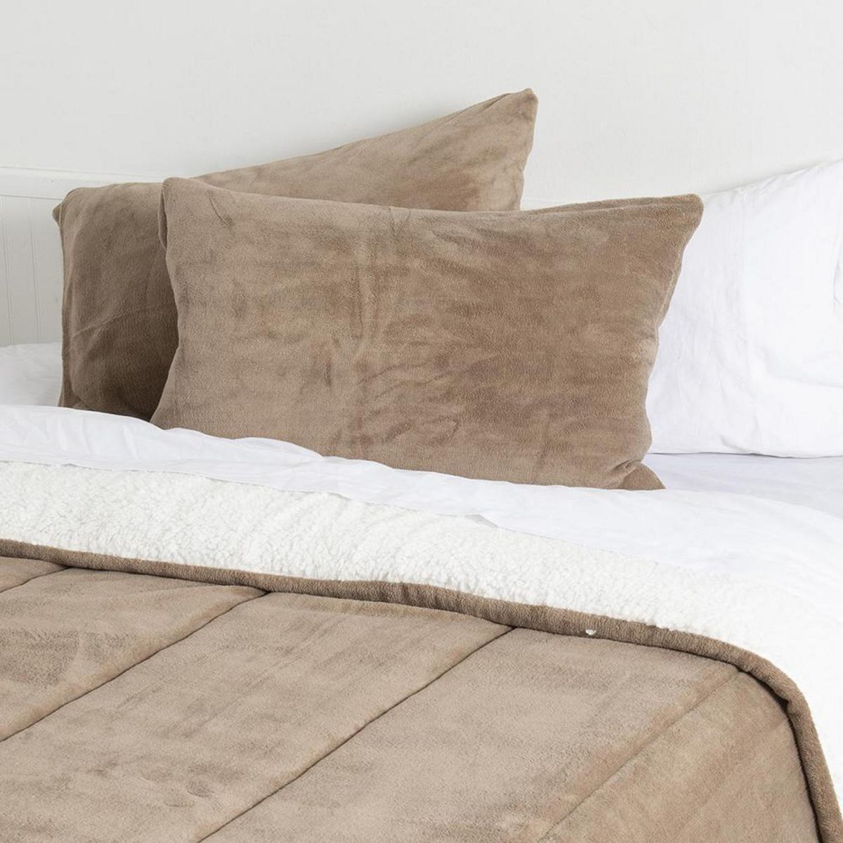 MASHINI - Plumón 1.5 plazas Liso Café 