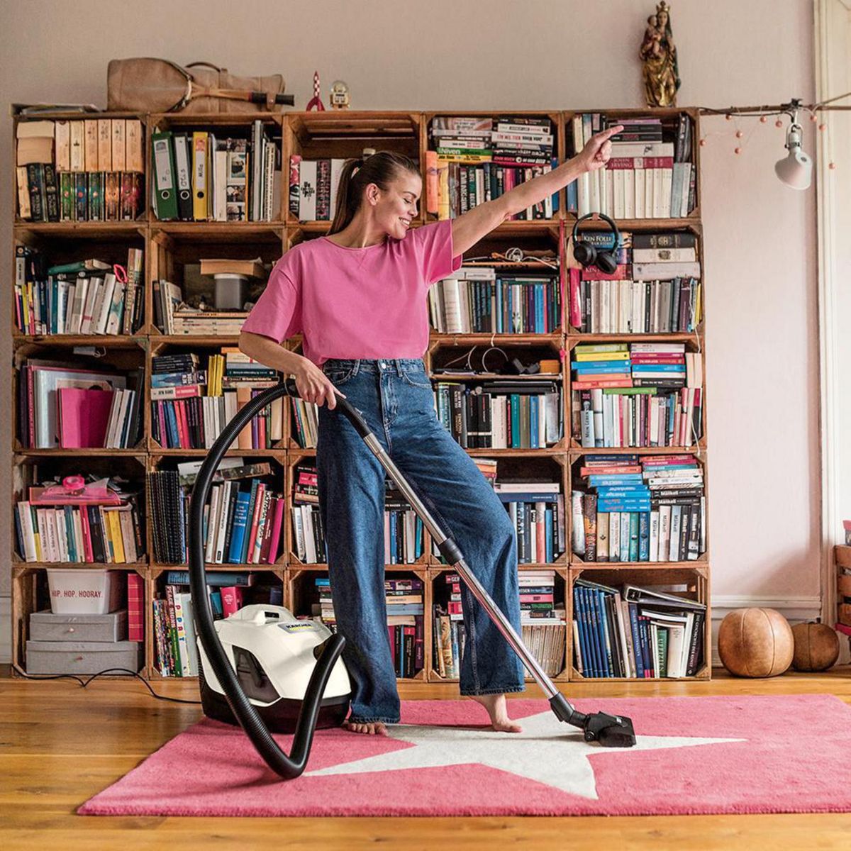 KARCHER - Aspiradora Silenciosa con Filtro HEPA 650 W 2 Litros DS 6