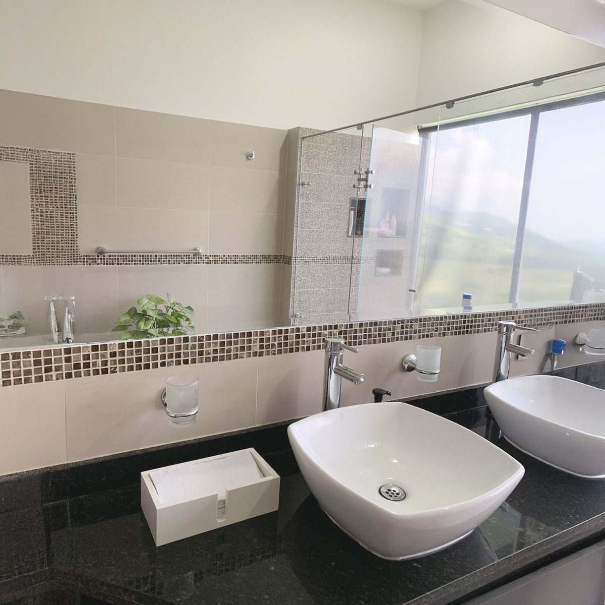 TUHOME - Toallero Blanco