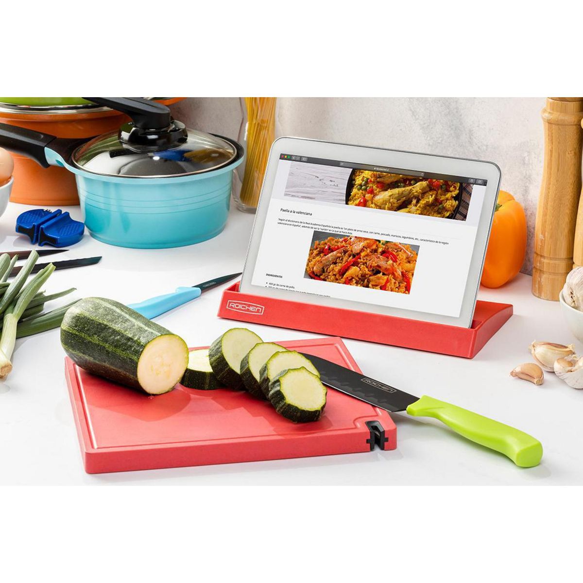 ROICHEN - Tabla para Cortar con Afilador de Plástico 13.5x20 cm Rojo