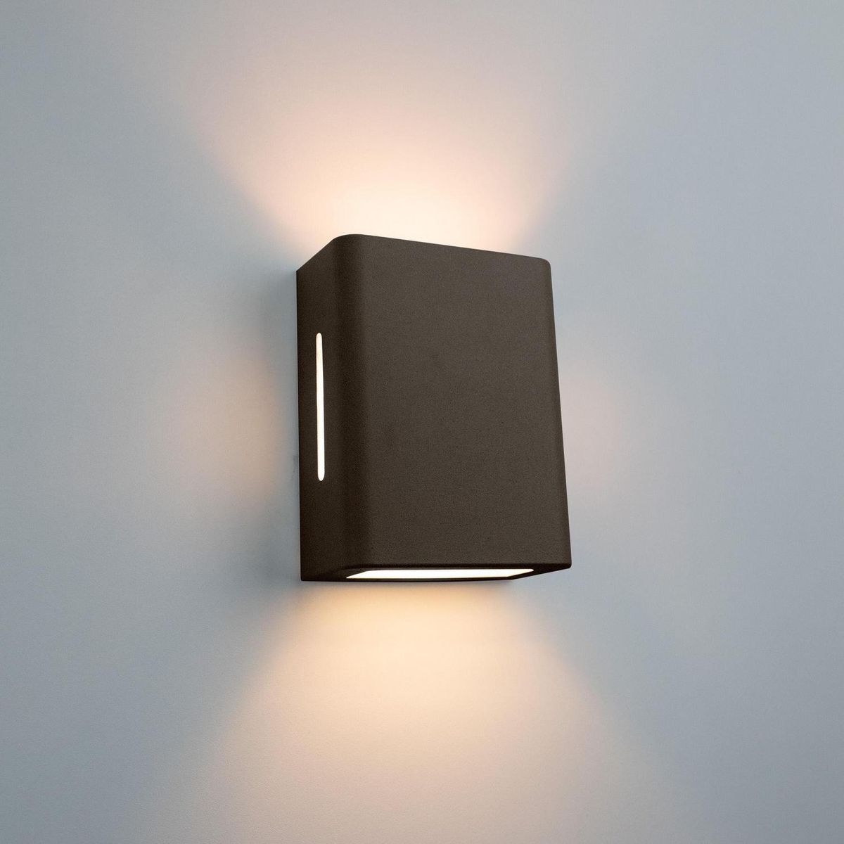 BLUMENAU - Apliqué Exterior Fussen 2 Aletas Laterales 7 W IP44 Luz Cálida o fría