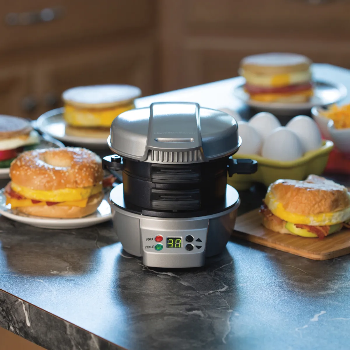 HAMILTON BEACH - Sandwichera Breakfast Maker 600 W SDW-25475-CL