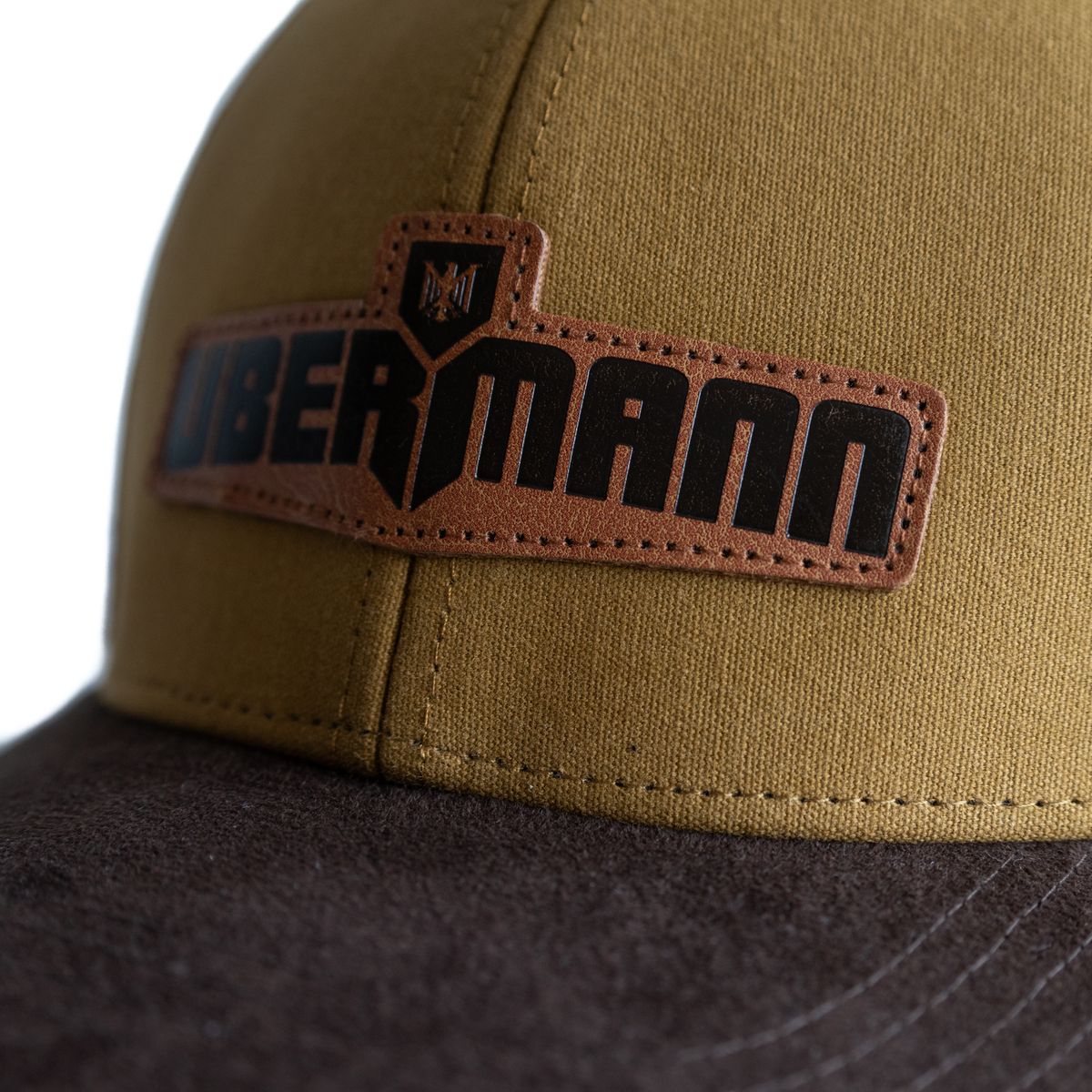 UBERMANN - Gorra camel Parche cuero