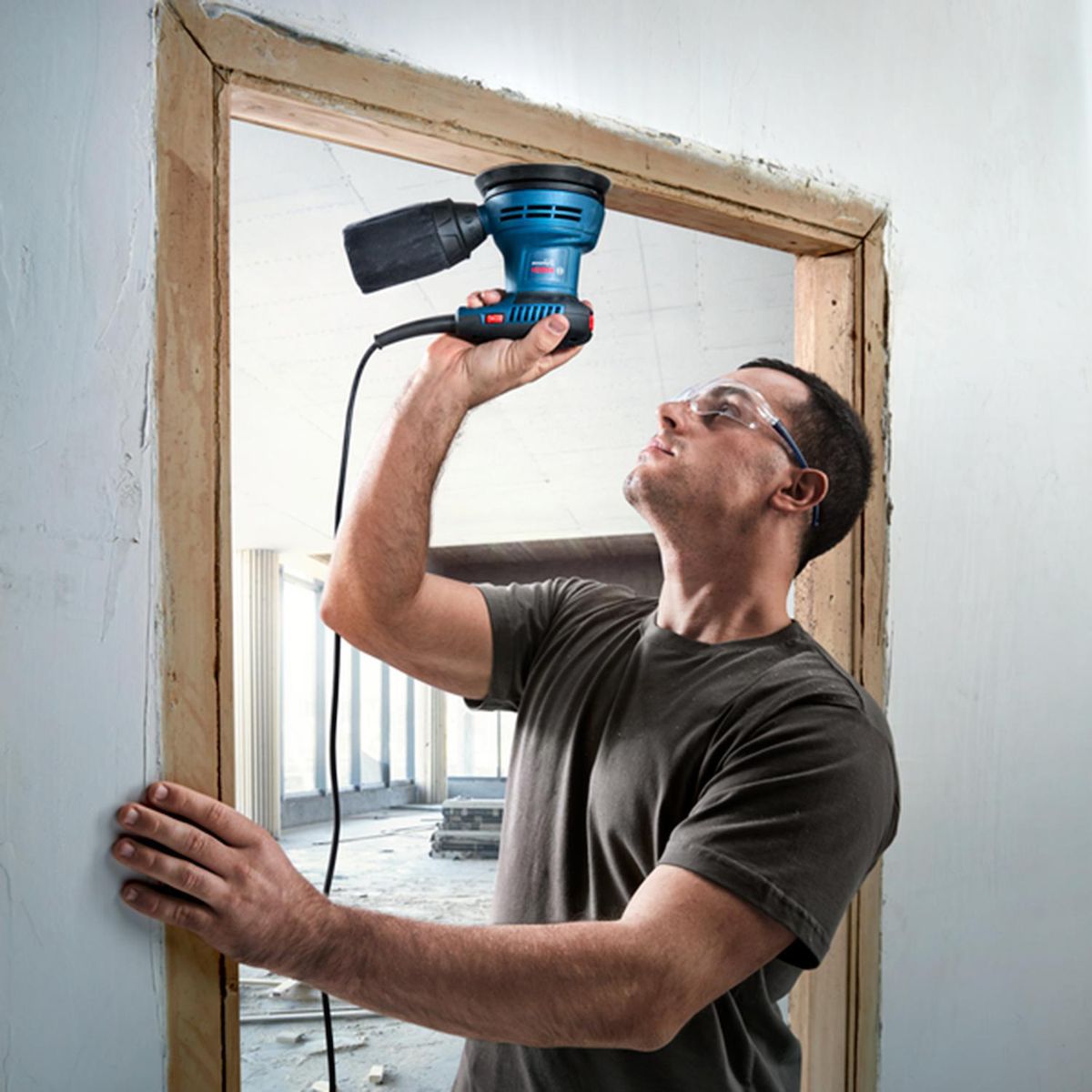 BOSCH - Lijadora roto orbital 280 W