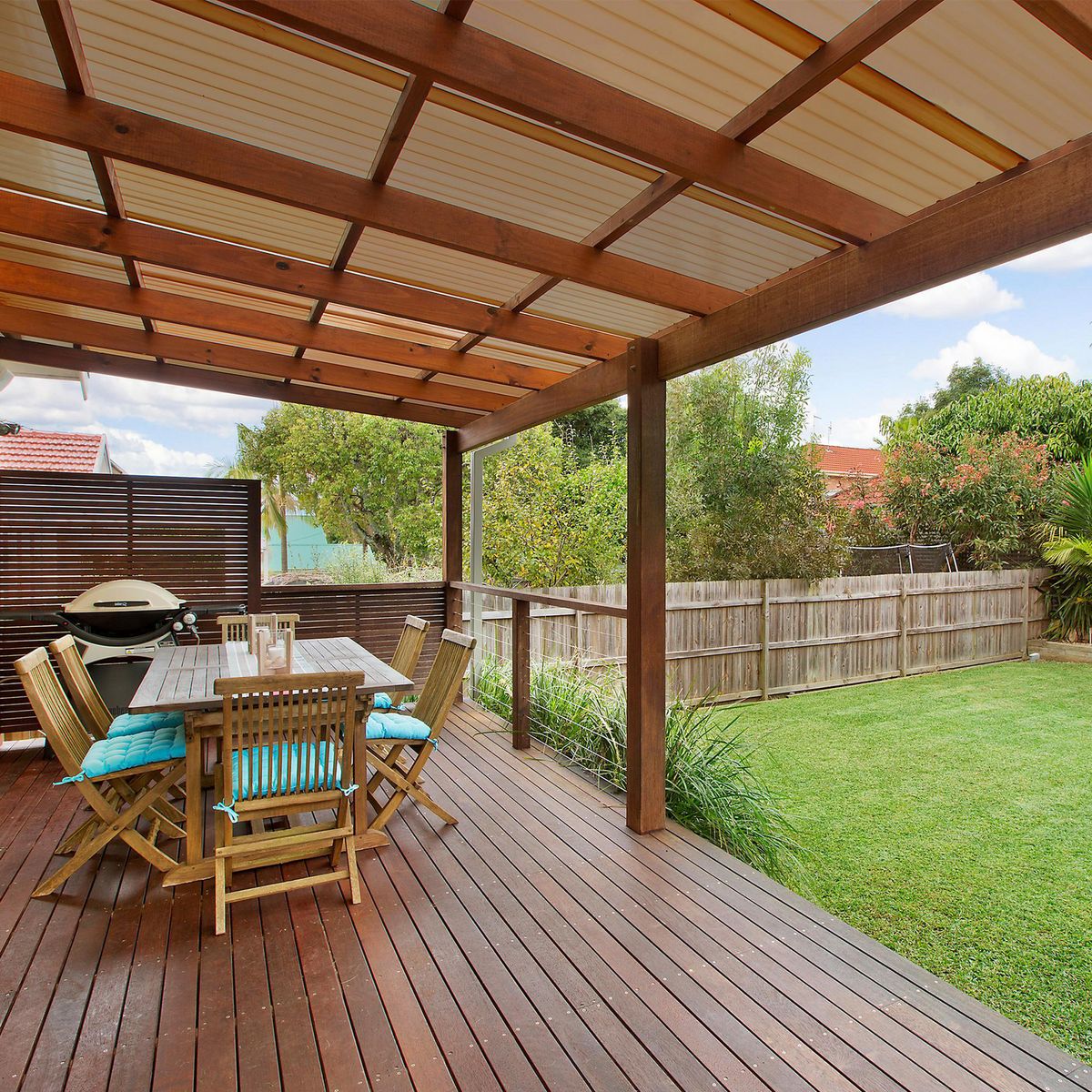 FEMOGLAS - Plancha Fibra de vidrio Ondulada 0.7 mm 85x250 cm Bronce