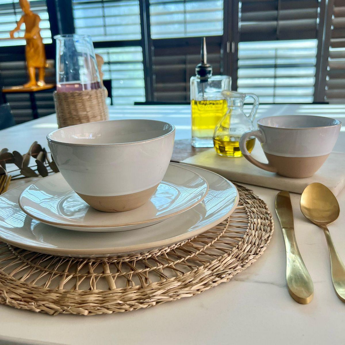 DECO EXPRESS - Juego Vajillas 16 Piezas Cerámica LONDON Beige