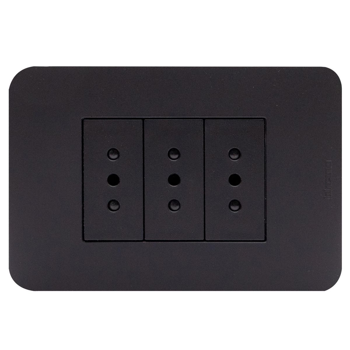 BTICINO - Tomacorriente triple 10a black