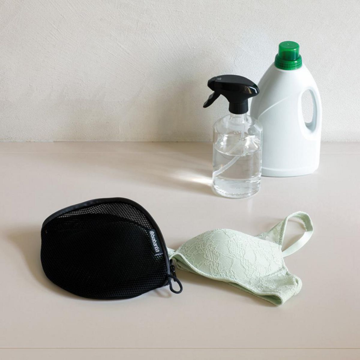 BRABANTIA - Bolsa de lavado ropa interior negro