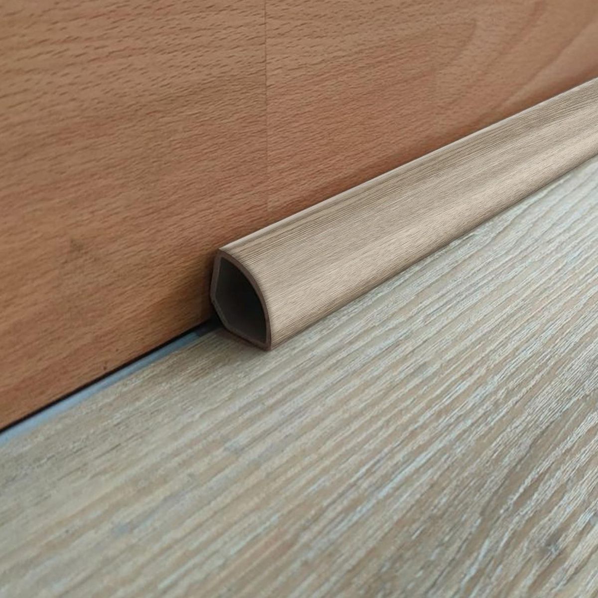 HOGA - Cuarto Rodon 19mm x 19mm x 2mt Gris Oak